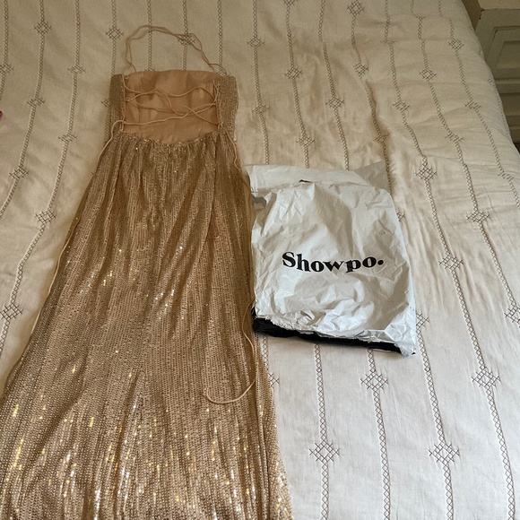 Formal Dress - Picture 3 of 5